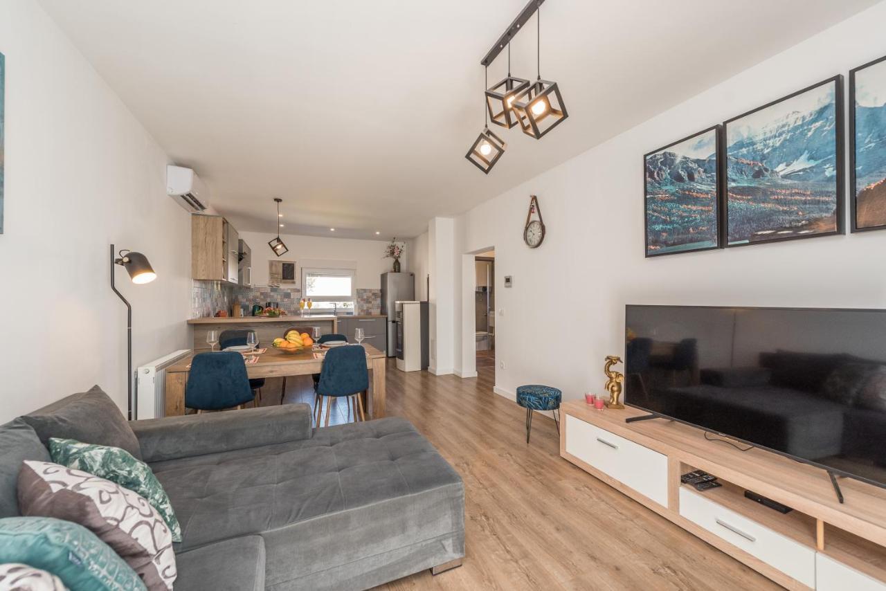 Apartmani Dmarie Privlaka  Eksteriør billede